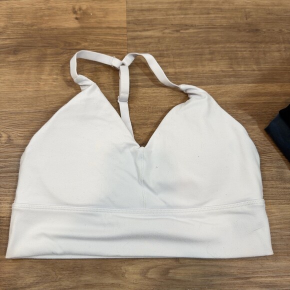 Alphalete Athletic 5 Piece Bundle Size Small 2 Sports Bras 3 Pairs Shorts - Picture 5 of 6